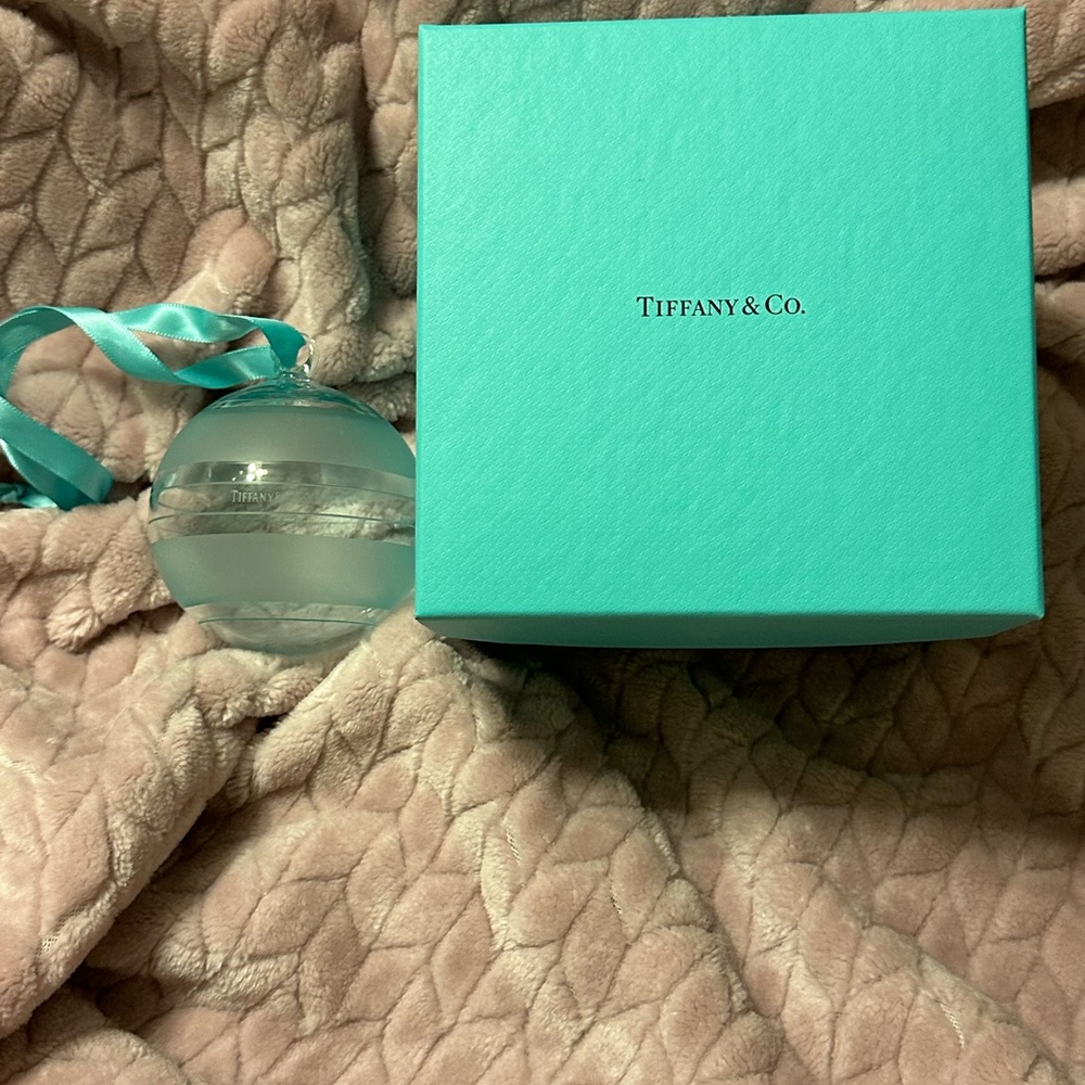 Tiffany & Co. 2018 ornament